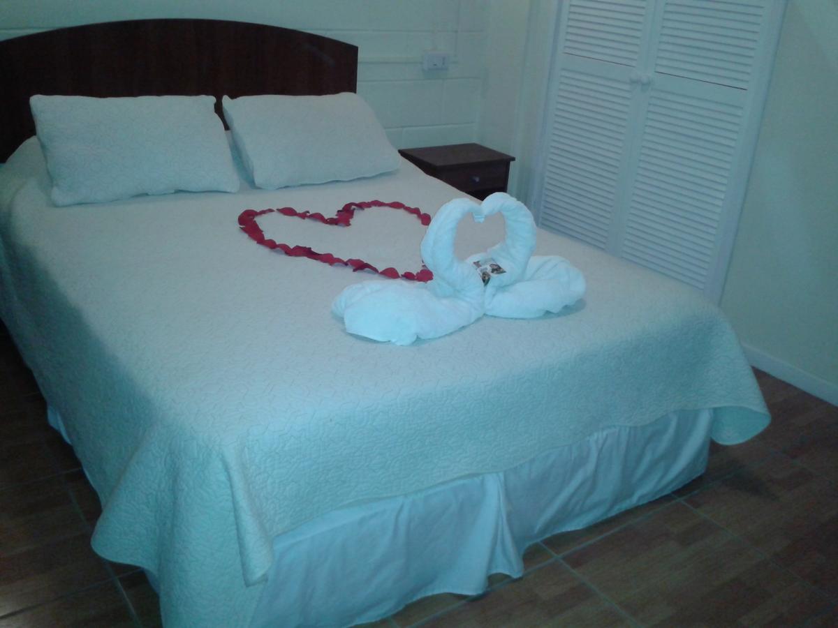 Aqualuna Hotel Chanaral ภายนอก รูปภาพ